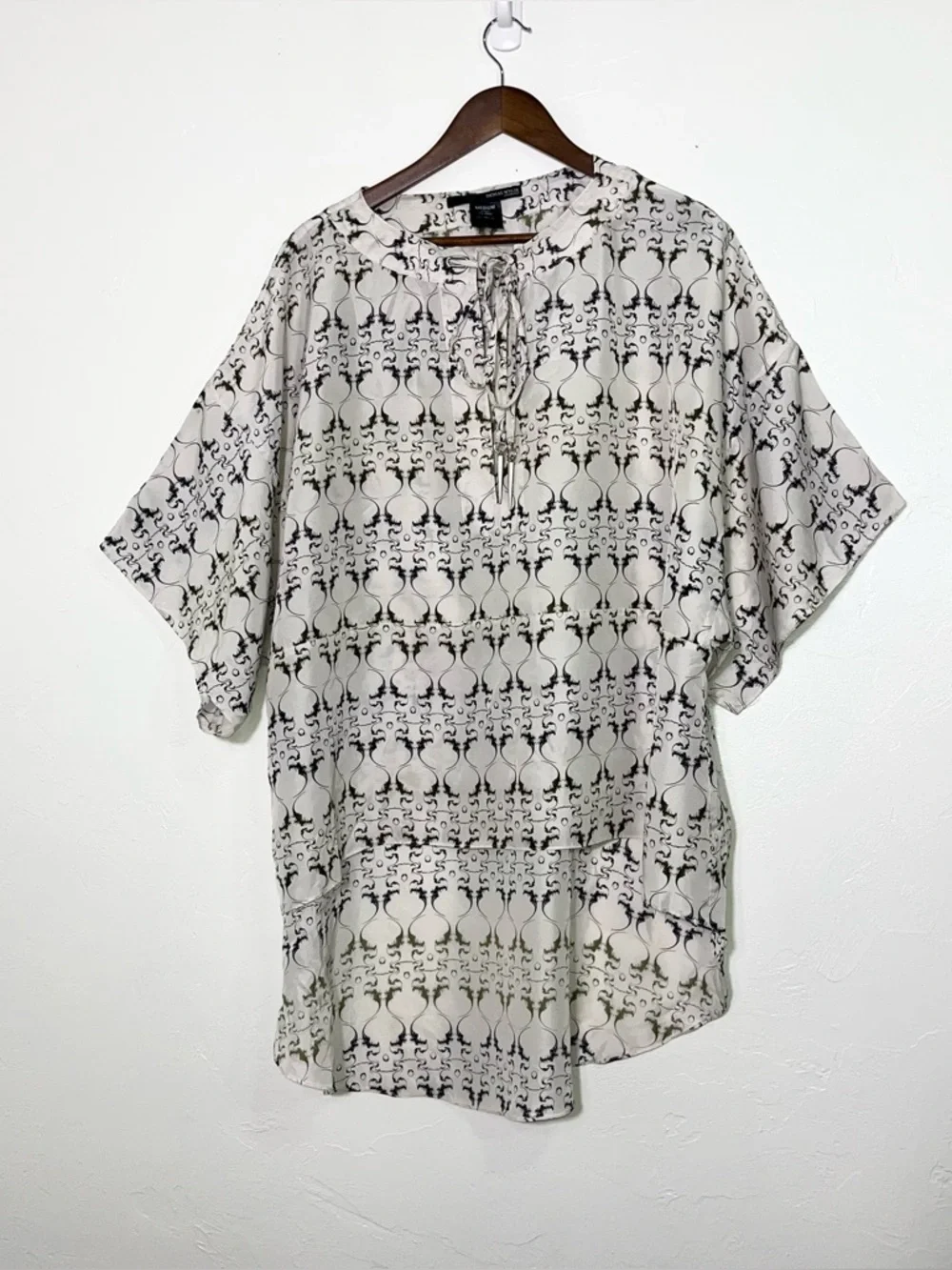 Thomas Wylde Luxury Silk Tunic Blouse Skull Celtic Cross Size M - Picture 3 of 13